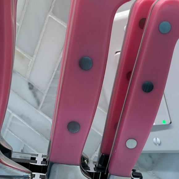 Barbie-pink Seven-piece Kitchen cutlery set from Hen & Rooster-New in Box - Picture 7 of 12